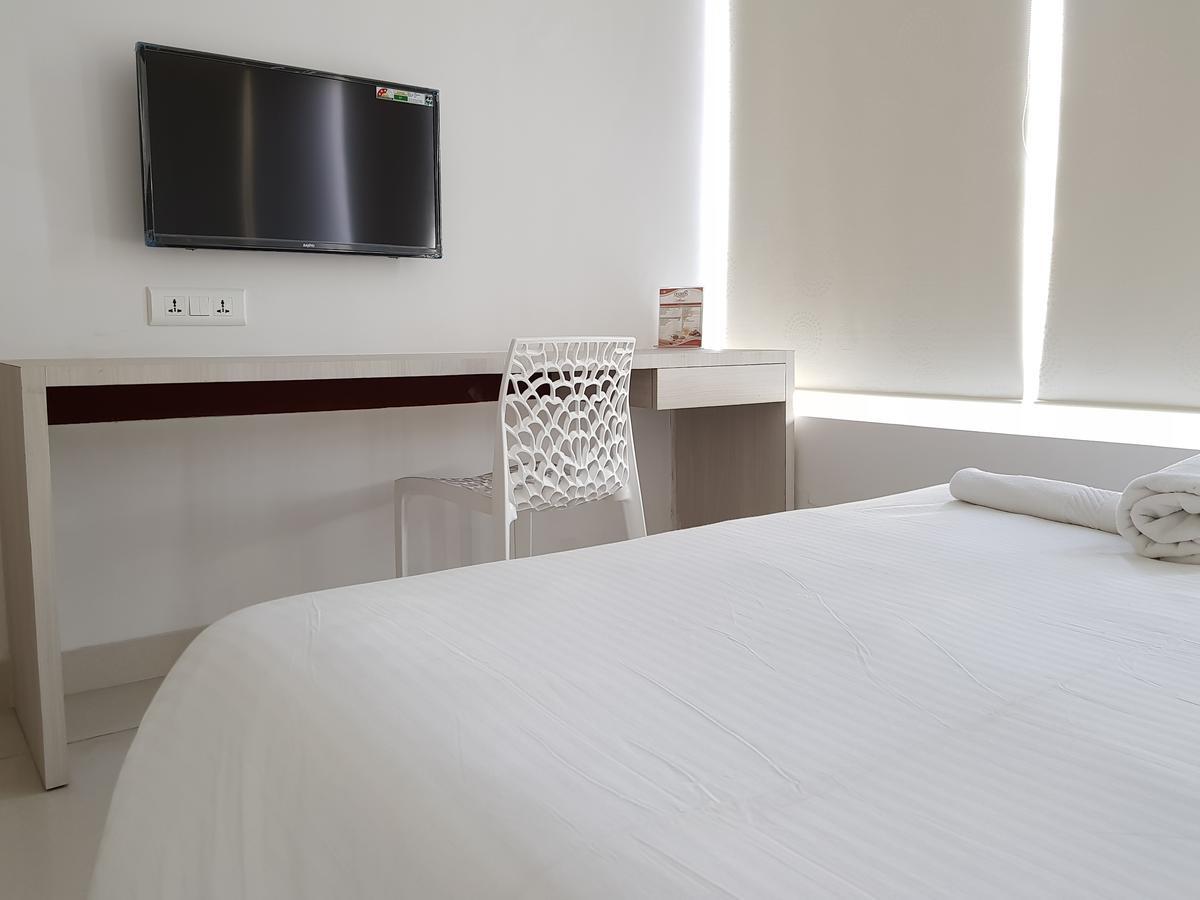 The Pulse Hotel Kolkata Ngoại thất bức ảnh